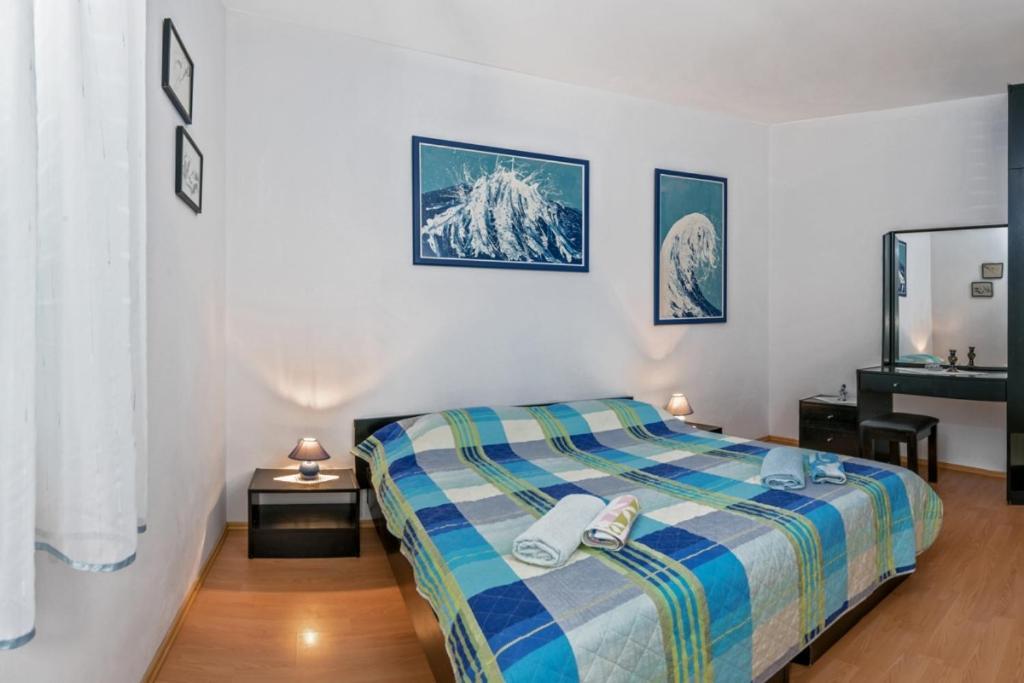 Apartment In Bol With Seaview, Terrace, Air Condition, Wifi Eksteriør bilde